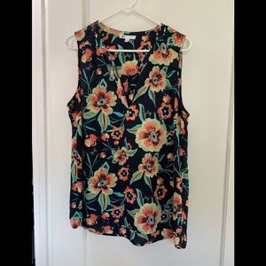DR2 Sleeveless Floral Blouse Size L